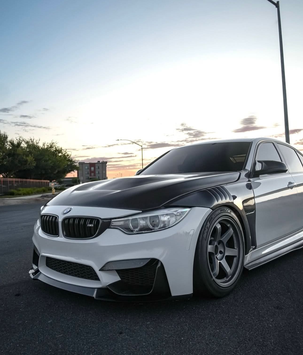 BMW M4 F82 – MP Style Vented Carbon Fiber Side Fenders - Exotics Carbon Design