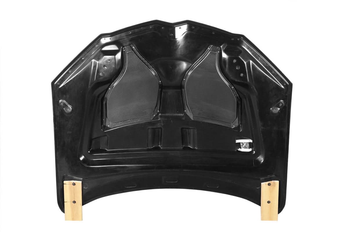 Carbon Fiber Front Hood – Vented Lightweight Aggressive Design – Lamborghini Urus (2018–2022) - Exotics Carbon Design