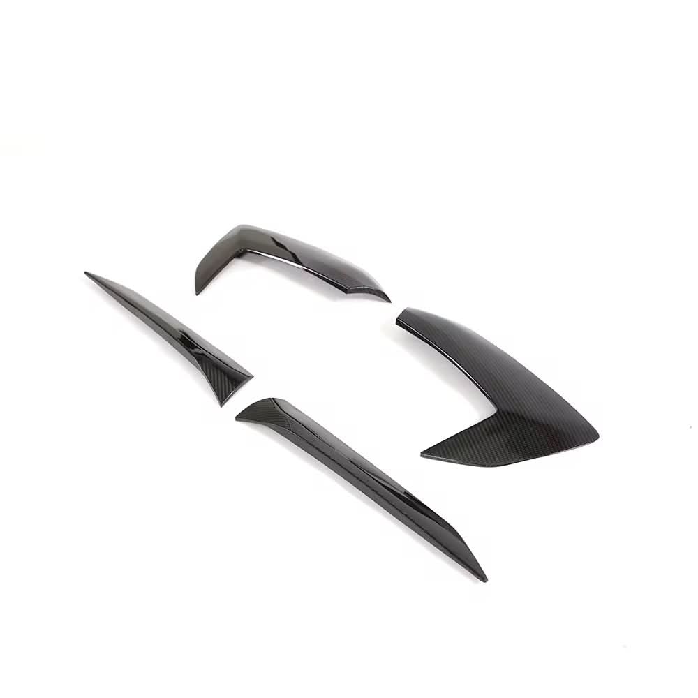 Chevrolet Corvette C8 – Carbon Fiber Side Fender Door Vent Trim - Exotics Carbon Design