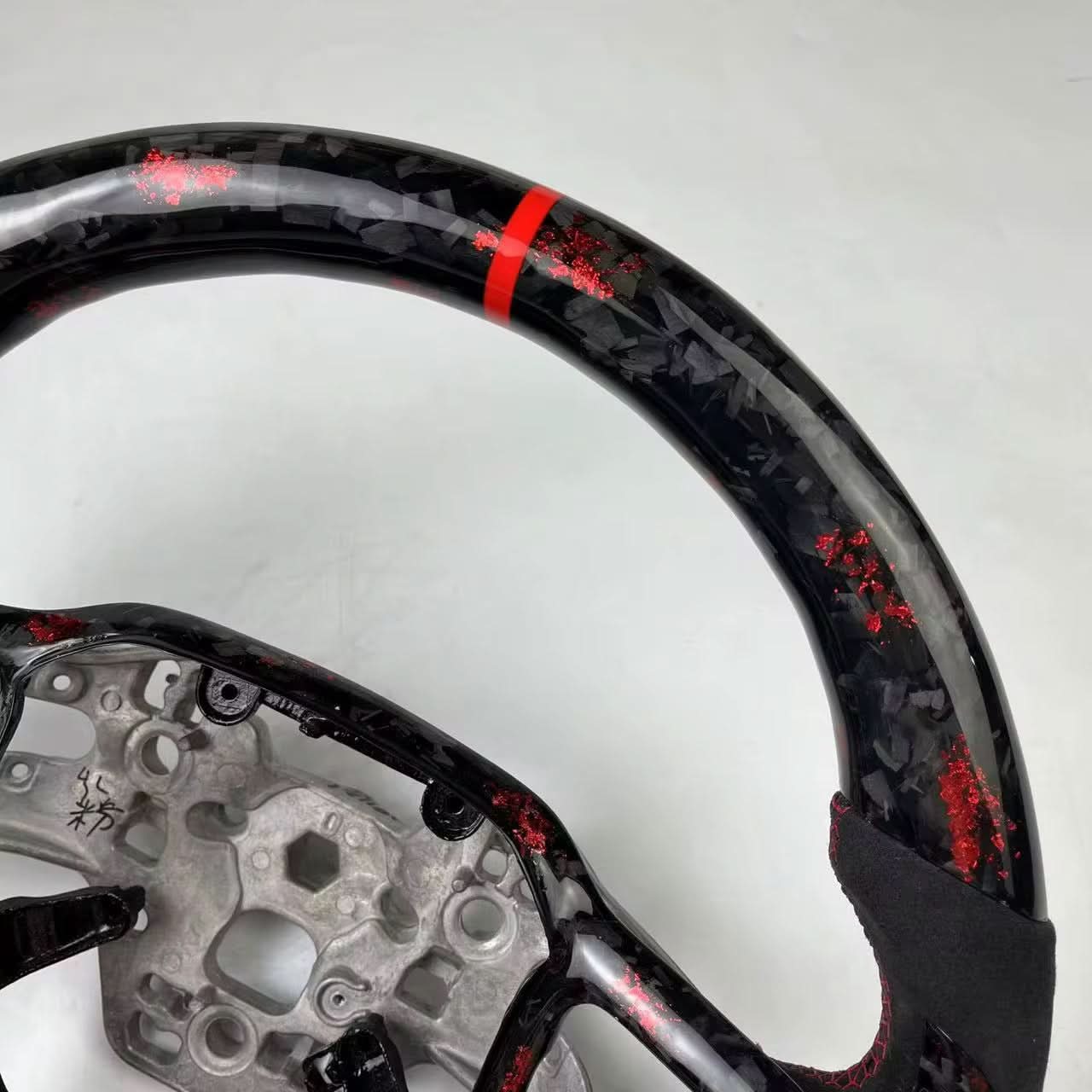 Red Forged Carbon Fiber Steering Wheel – Ford Mustang S650 (2024+) - Exotics Carbon Design