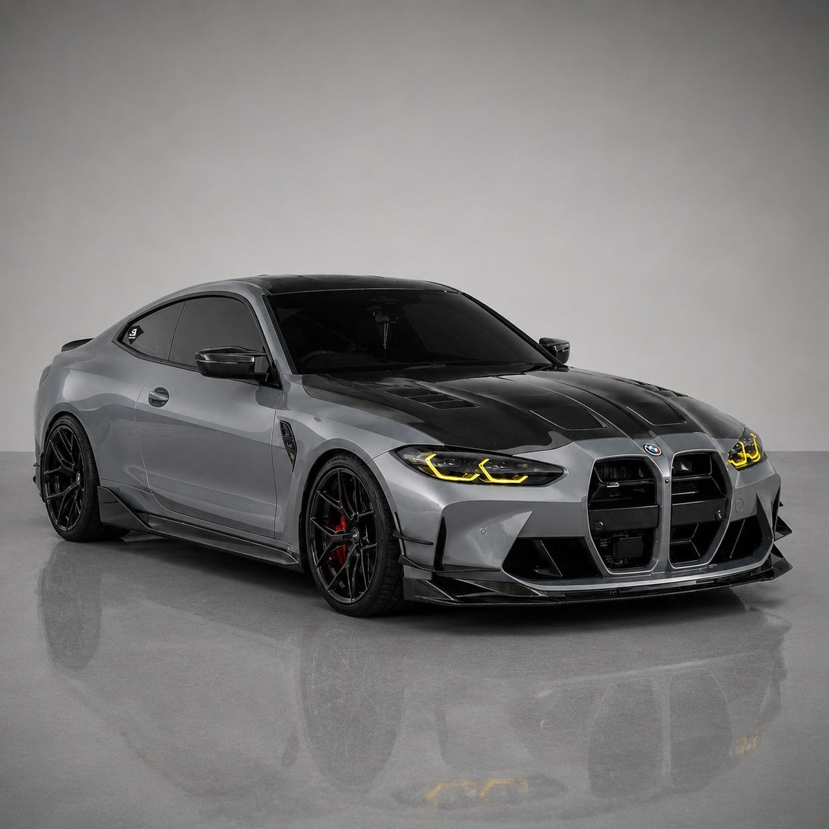 BMW M4 G82/83 - Exotics Carbon Design