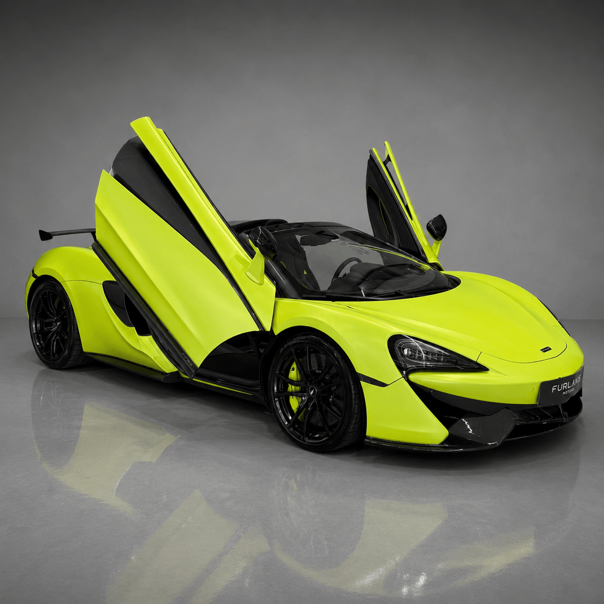 MCLAREN 540C - Exotics Carbon Design