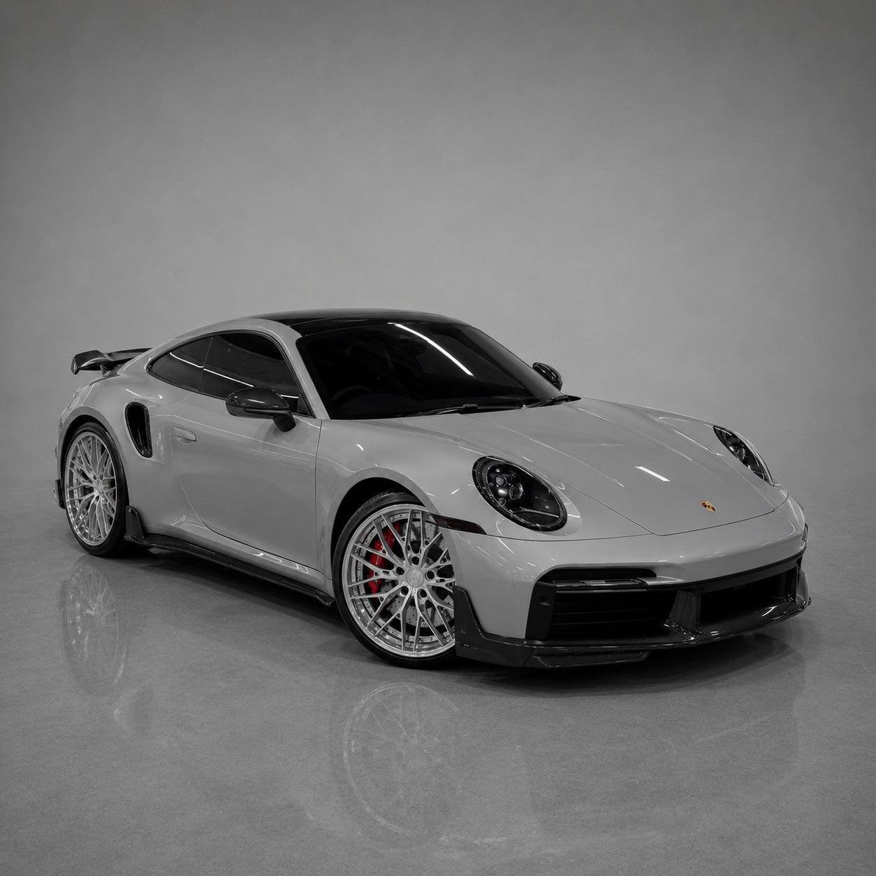 PORSCHE 911 992 - Exotics Carbon Design