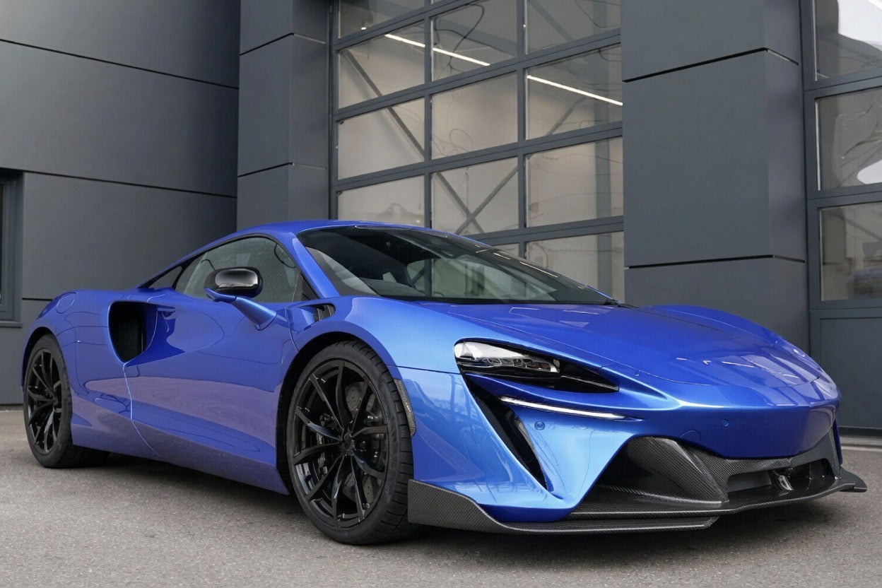 McLaren Artura V-Style Carbon Fiber Front Splitters