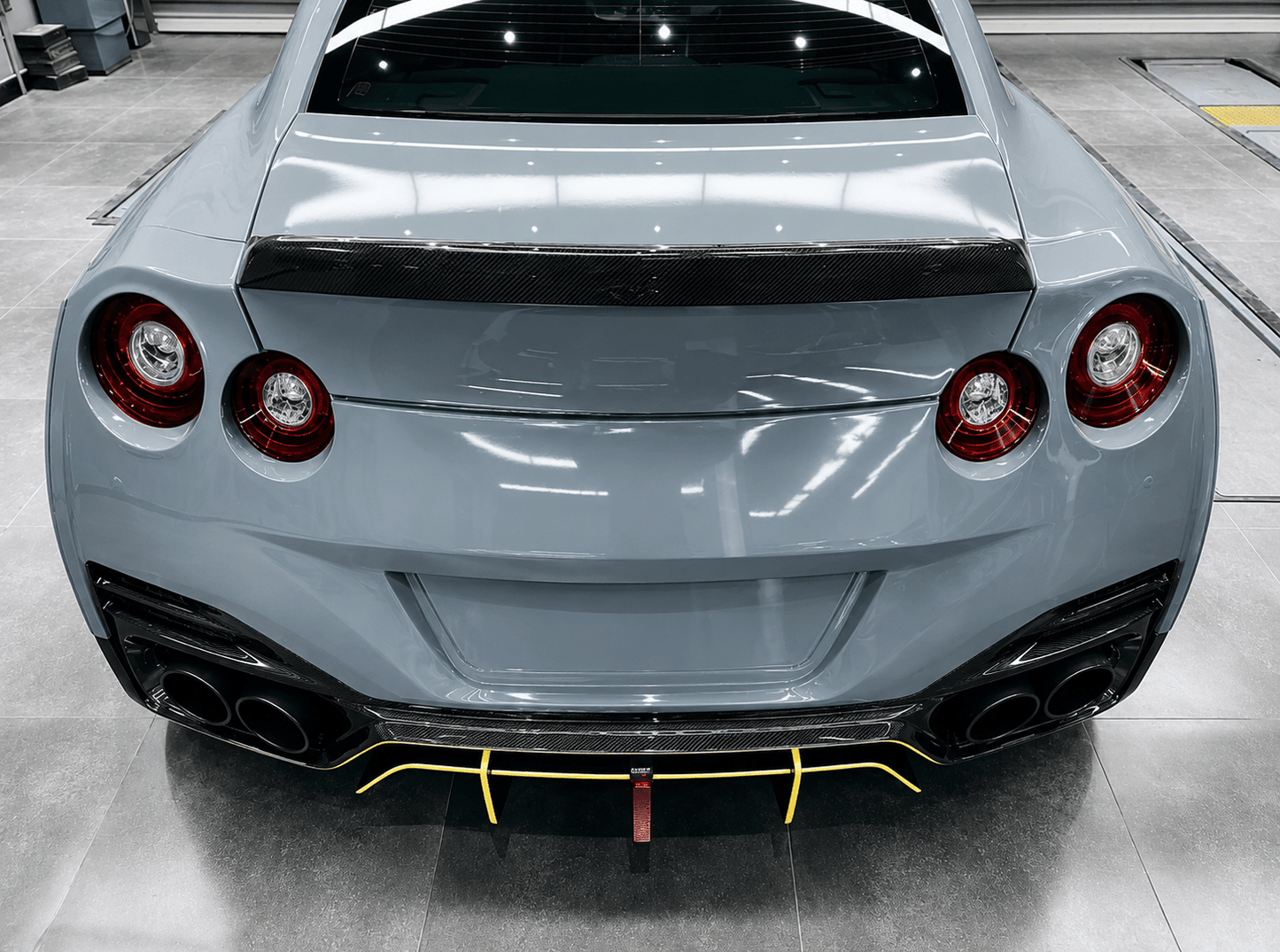 09-17 Nissan GT-R V-Style Carbon Fiber Trunk Spoiler - Exotics Carbon Design
