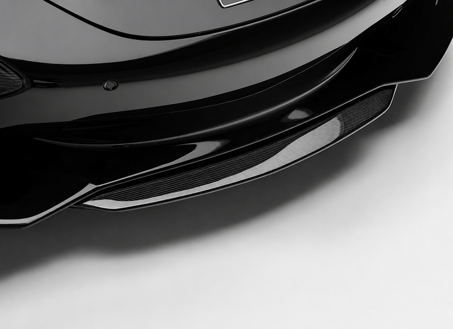 McLaren 720S V-Style Carbon Fiber Front Bumper Splitter