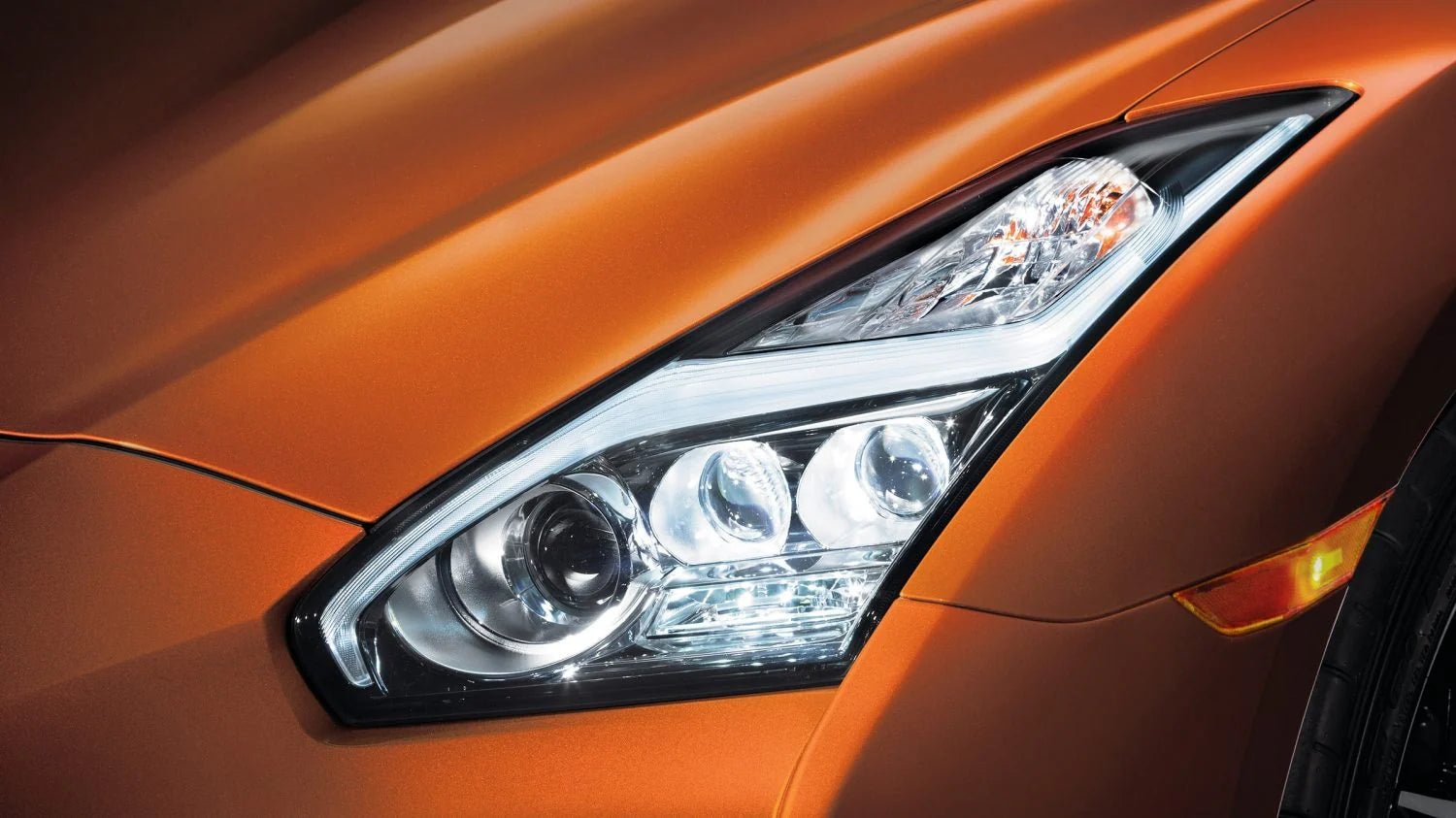 (2008-2017) Nissan GT-R R35 OEM-Style LED Headlights (2017+ Style Upgrade) - Exotics Carbon Design