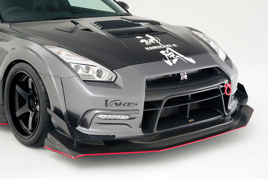 2008-2015 Nissan GT-R R35 - V-Style Carbon Fiber Cooling Hood