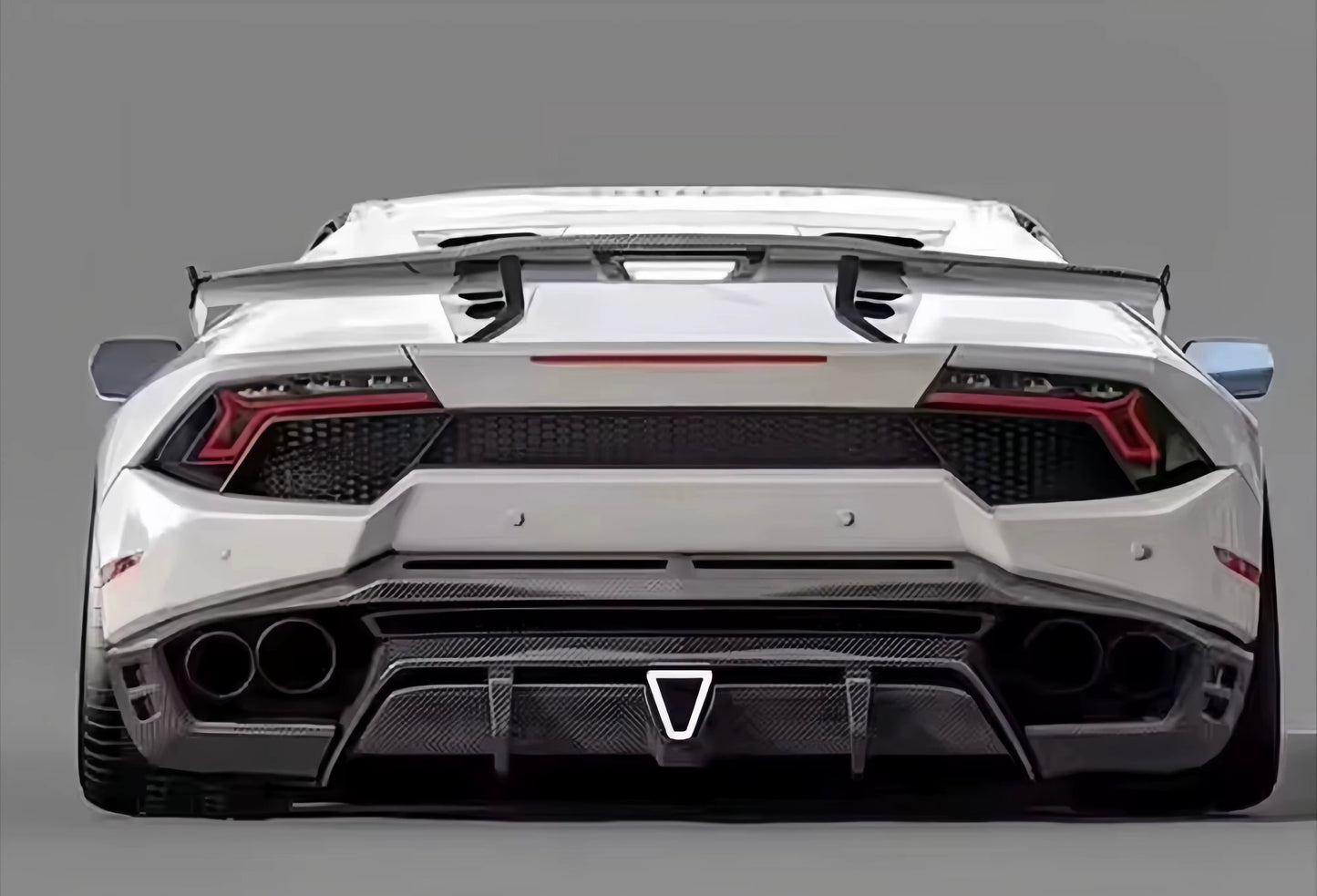 Lamborghini Huracan GT4 Style Rear Bumper with Carbon Fiber Rear Diffuser