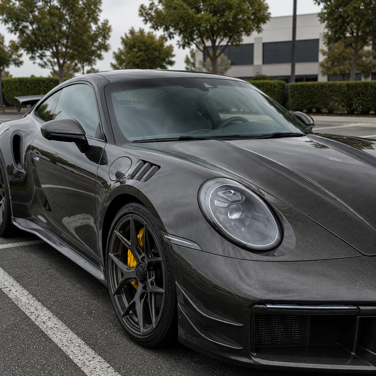 Porsche 911 (992) Turbo S Carbon Fiber Side Fenders