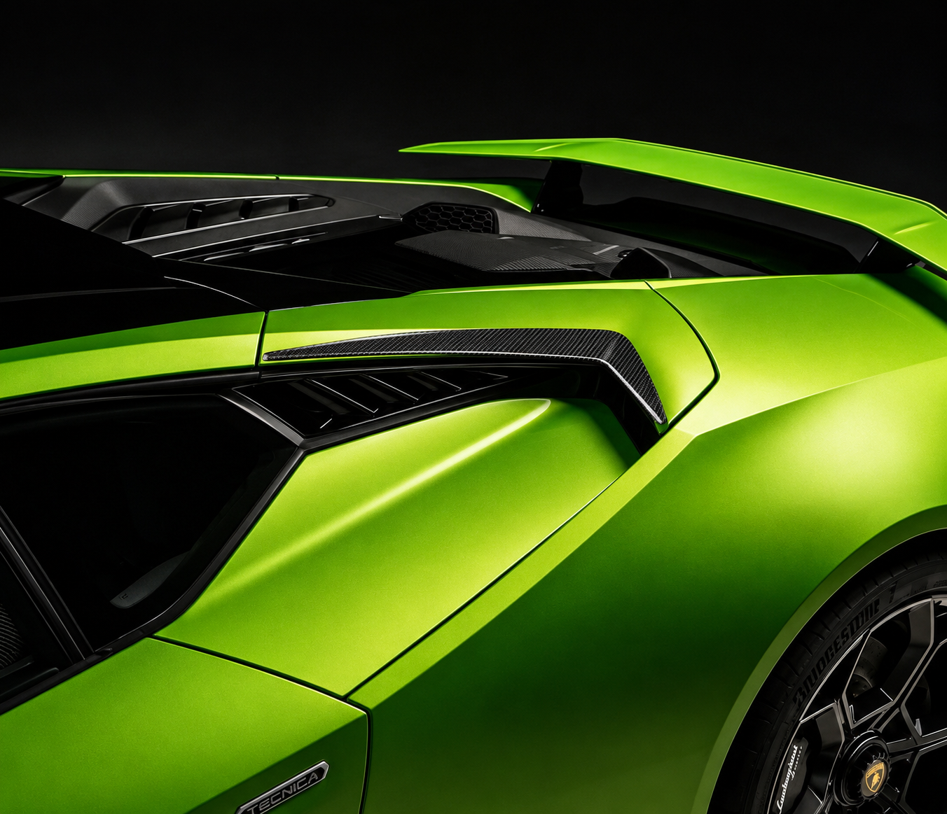 Lamborghini Huracán Tecnica Carbon Fiber Side Scoops