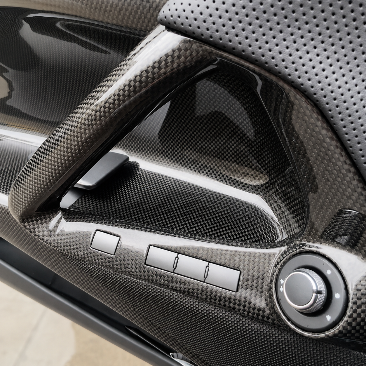 Ferrari 812 Superfast / GTS Carbon Fiber Door Handles