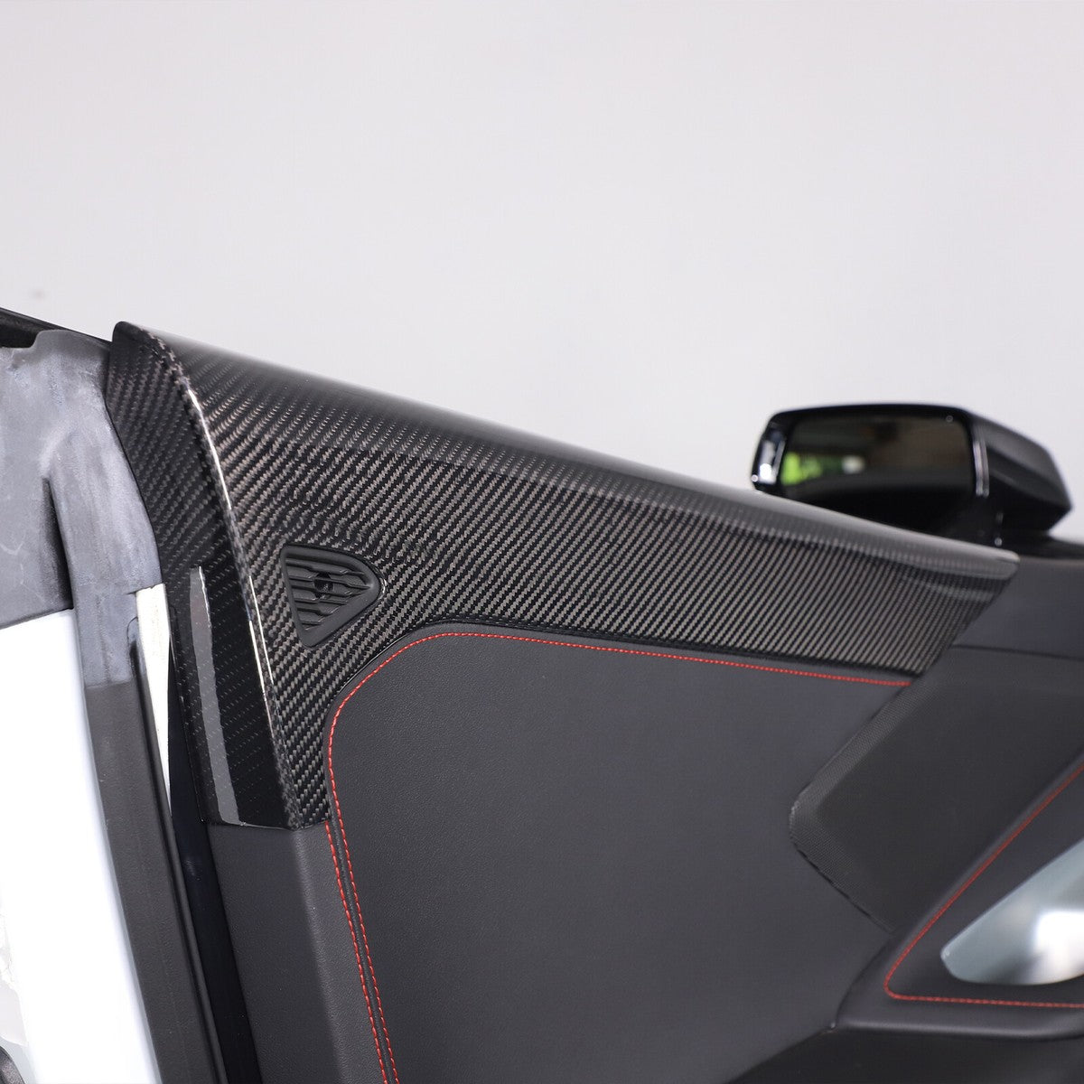 Chevrolet Corvette C8 - Carbon Fiber Inner Door Upper Panels