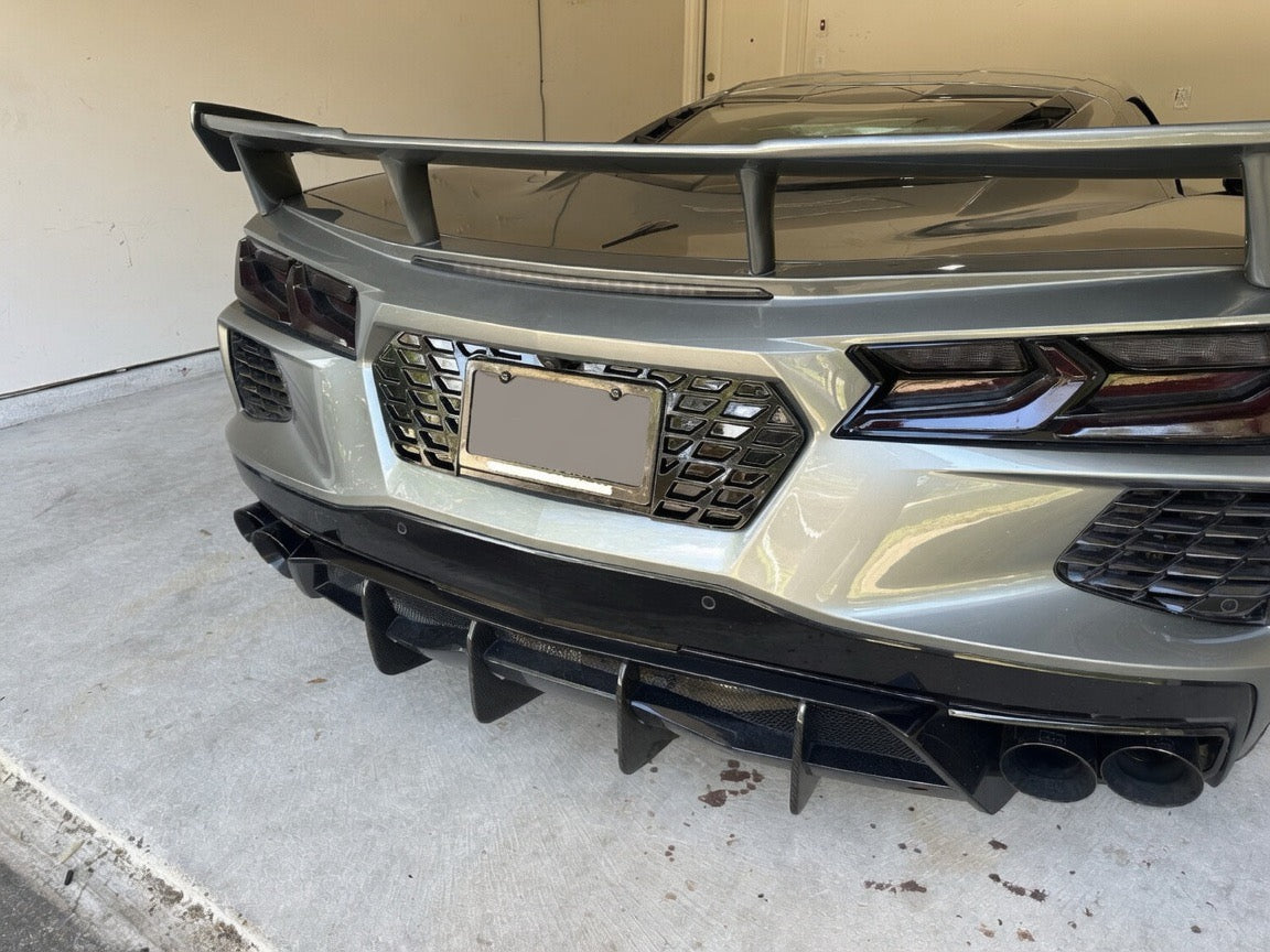 Chevrolet Corvette C8 Z06 / E-Ray Carbon Fiber Rear Diffuser Fin Kit