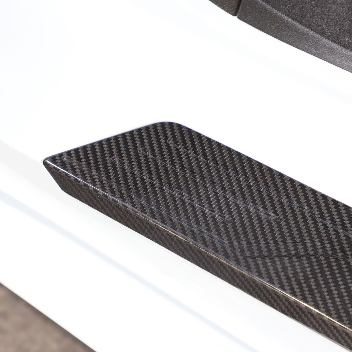 Chevrolet Corvette C8 Carbon Fiber Dashboard Door Sill Covers (2020–2026)