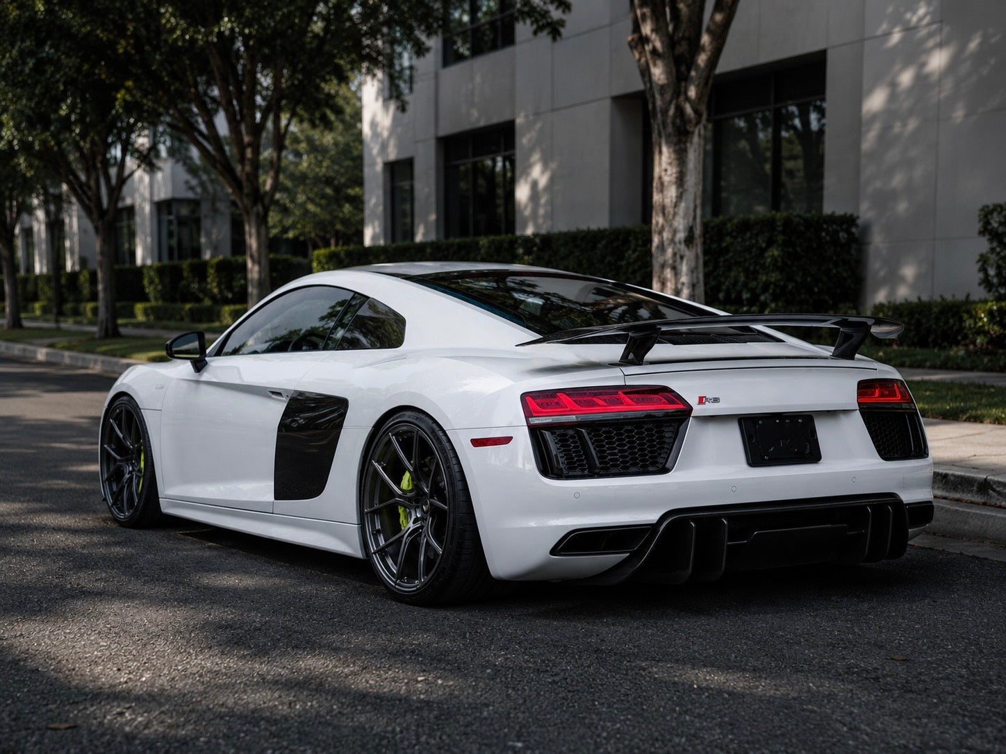 Audi R8 Gen 2 Full Carbon Fiber Aero Kit