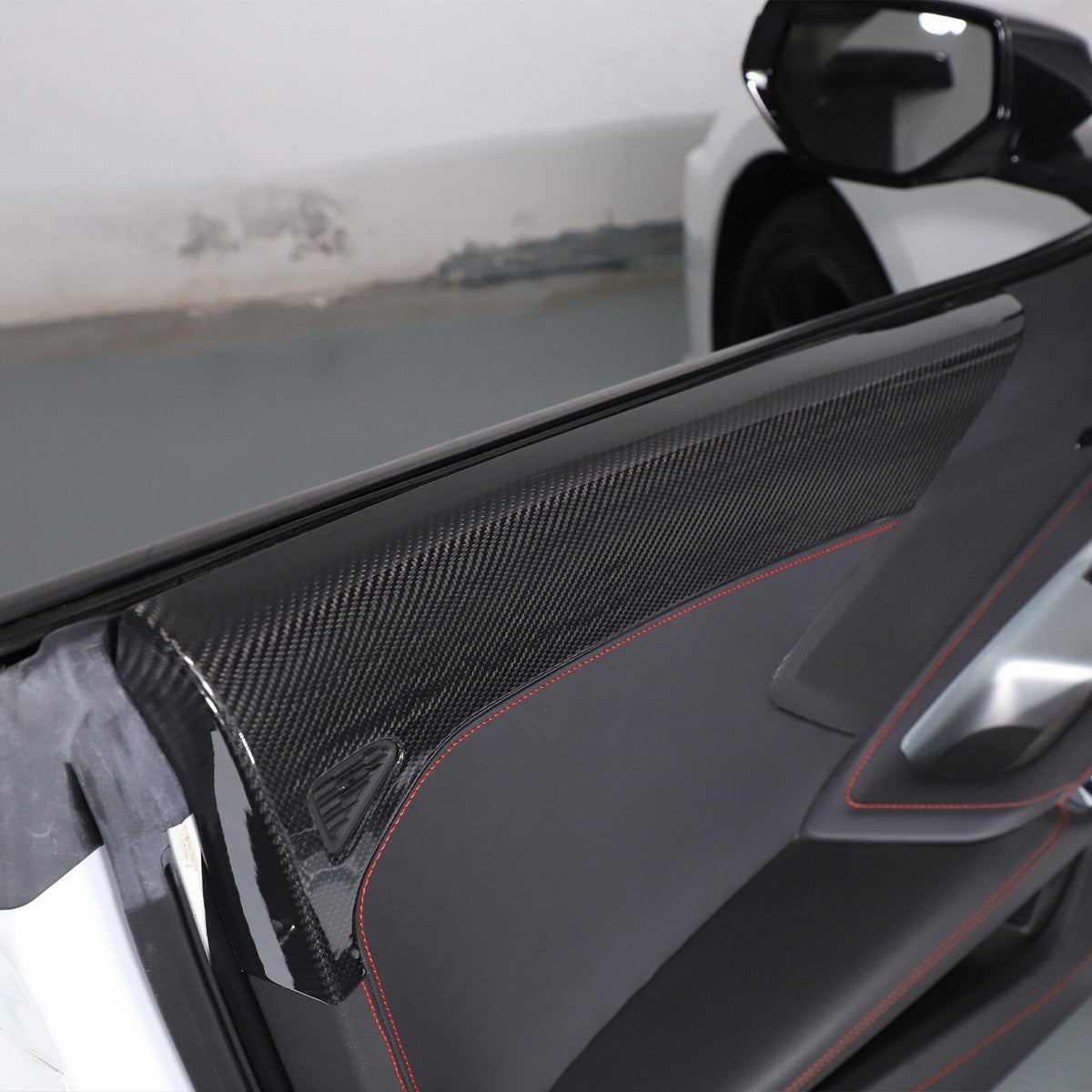 Chevrolet Corvette C8 - Carbon Fiber Inner Door Upper Panels