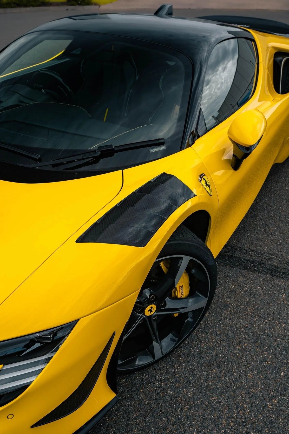 Ferrari SF90 Carbon Fiber Side Vented Fenders