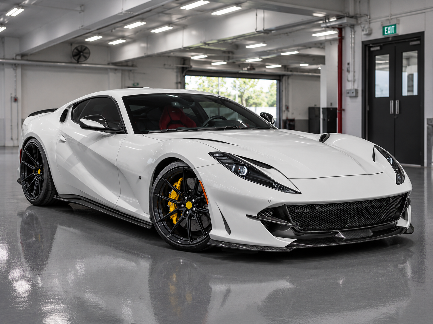 Ferrari 812 Superfast – Full Carbon Fiber Aero Kit