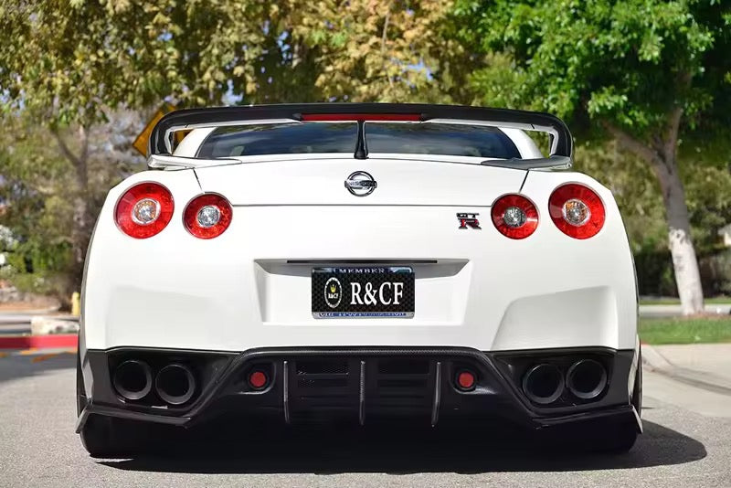 Nissan GT-R R35 W-Style Carbon Fiber Rear Diffuser