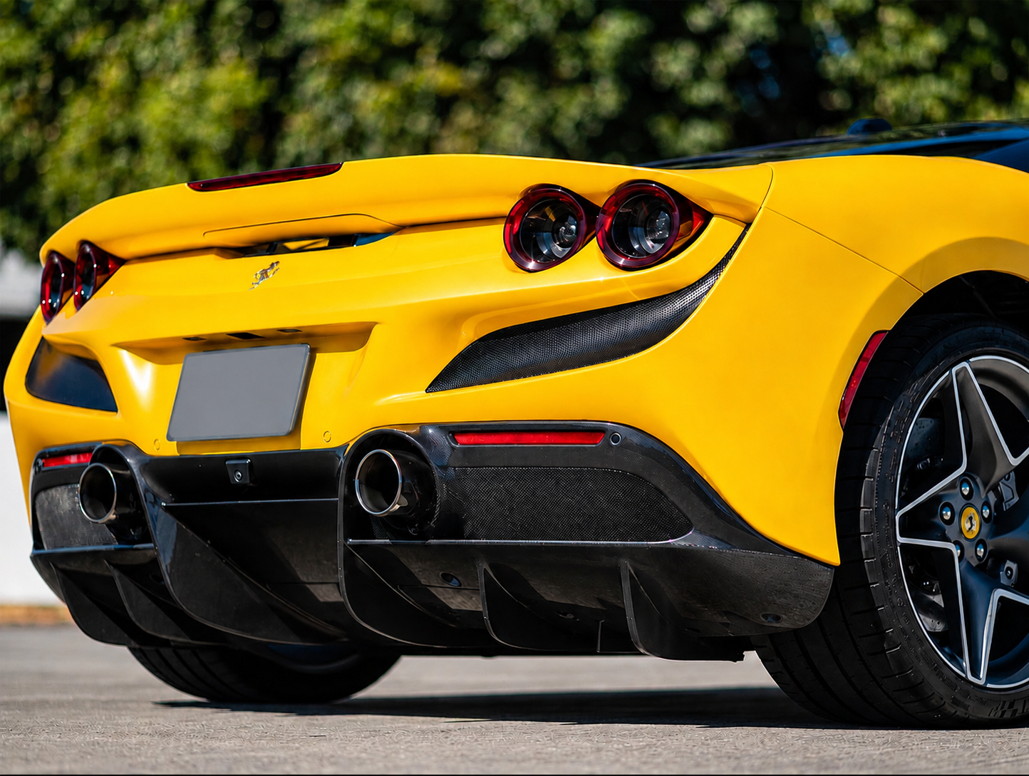 Ferrari F8 - Carbon Fiber Rear Diffuser