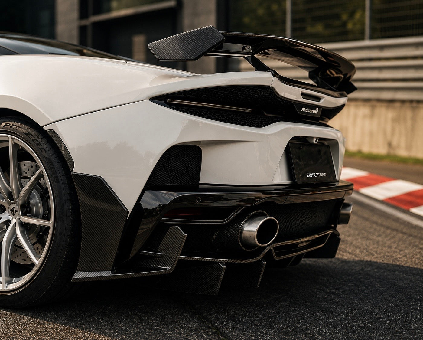 McLaren GT - Carbon Fiber Rear Side Bumper Canards
