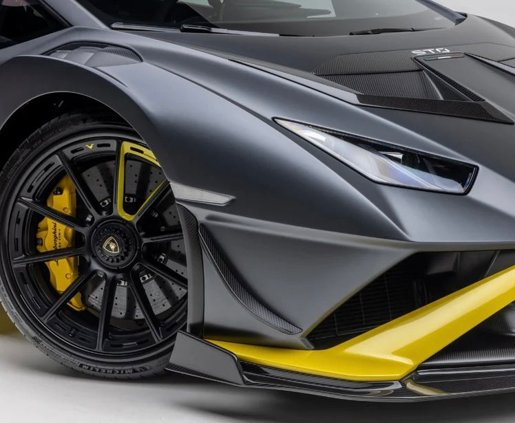 Lamborghini Huracán STO V-Style Carbon Fiber Front Canards