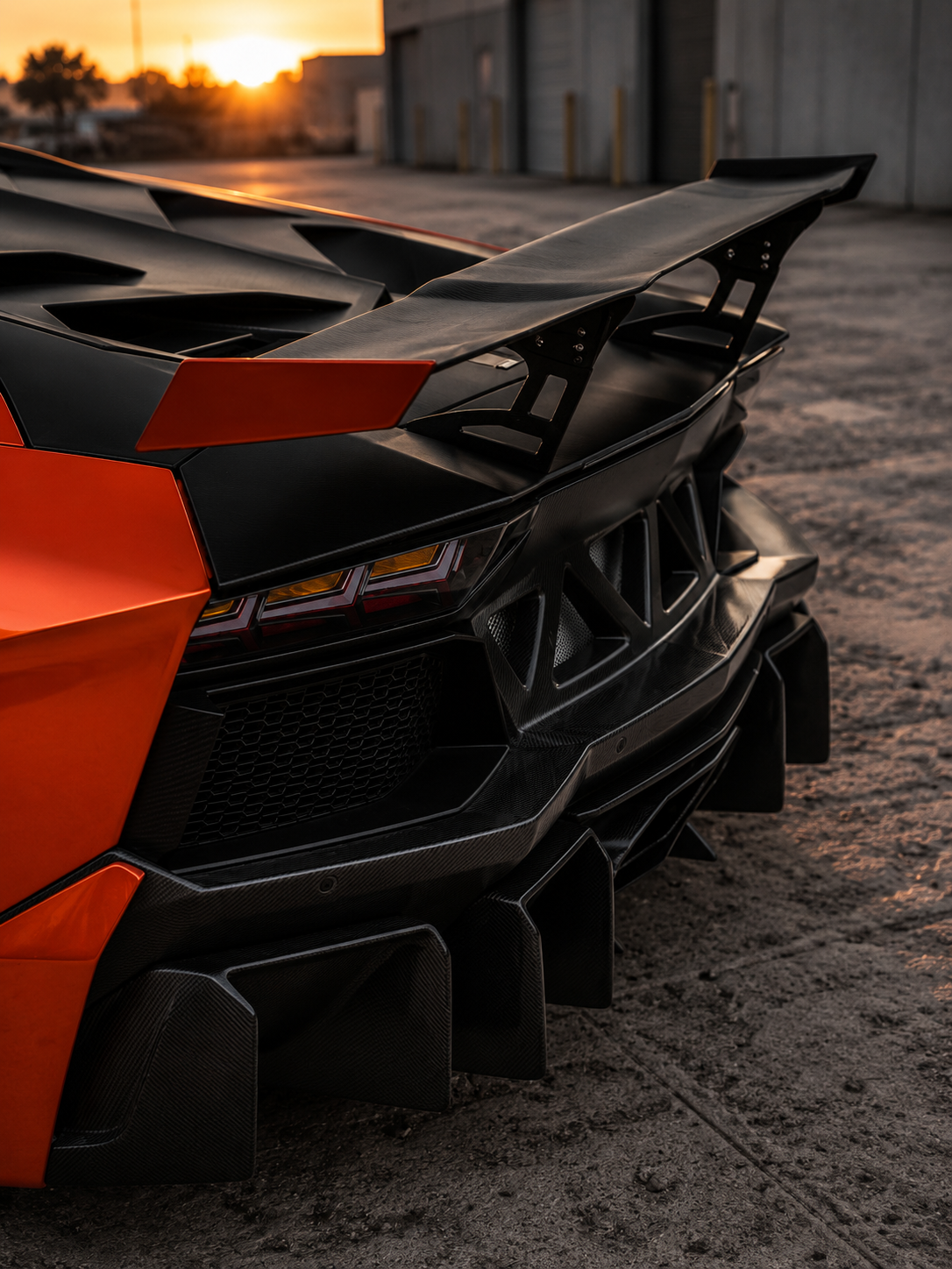 Carbon Fiber Rear Diffuser with fins - Lamborghini Aventador LP700