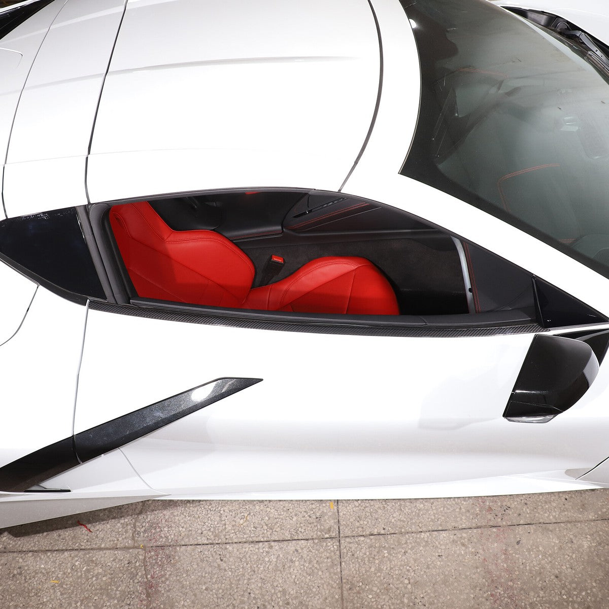 Chevrolet Corvette C8 Carbon Fiber Side Window Sill Trim (2020–2026)
