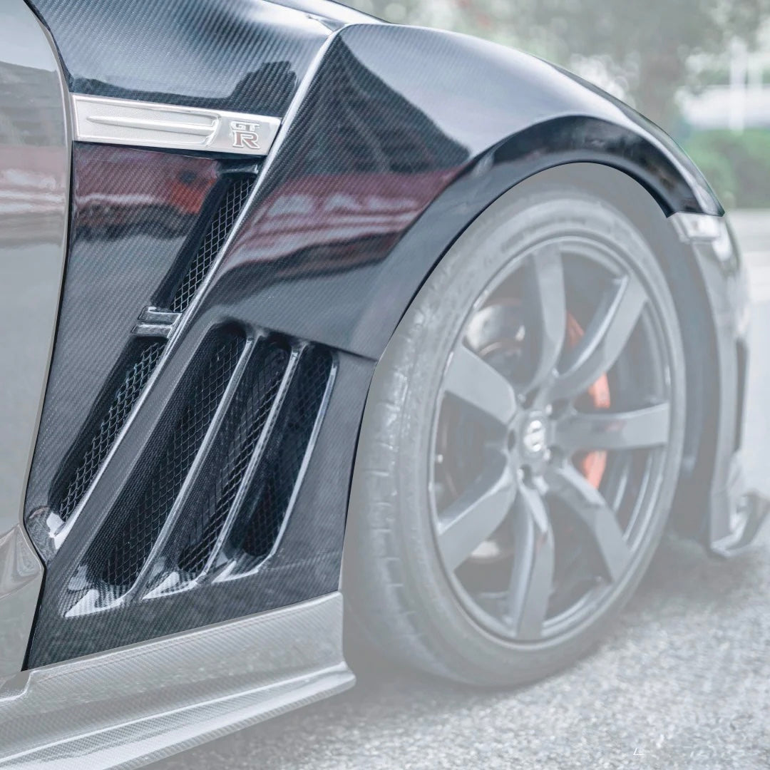 2008-2016 Nissan GT-R R35 IMP Style Carbon Fiber Front Fenders