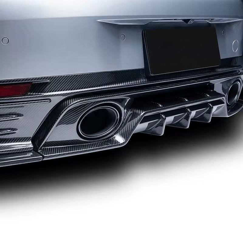 Porsche 911 (992) Carrera / Carrera S / Carrera 4S P.T Style Carbon Fiber Rear Lower Diffuser