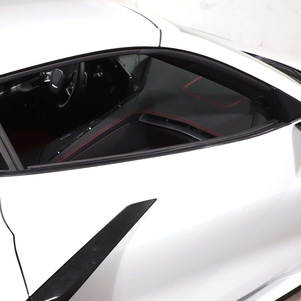 Chevrolet Corvette C8 Carbon Fiber Side Window Sill Trim (2020–2026)