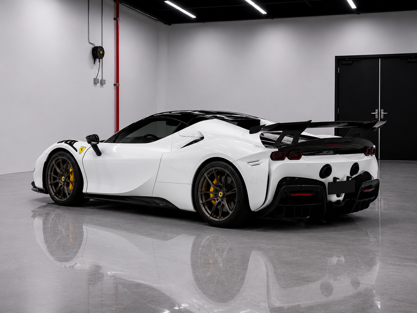 Ferrari SF90 - SF90XX Style Carbon Fiber Wing
