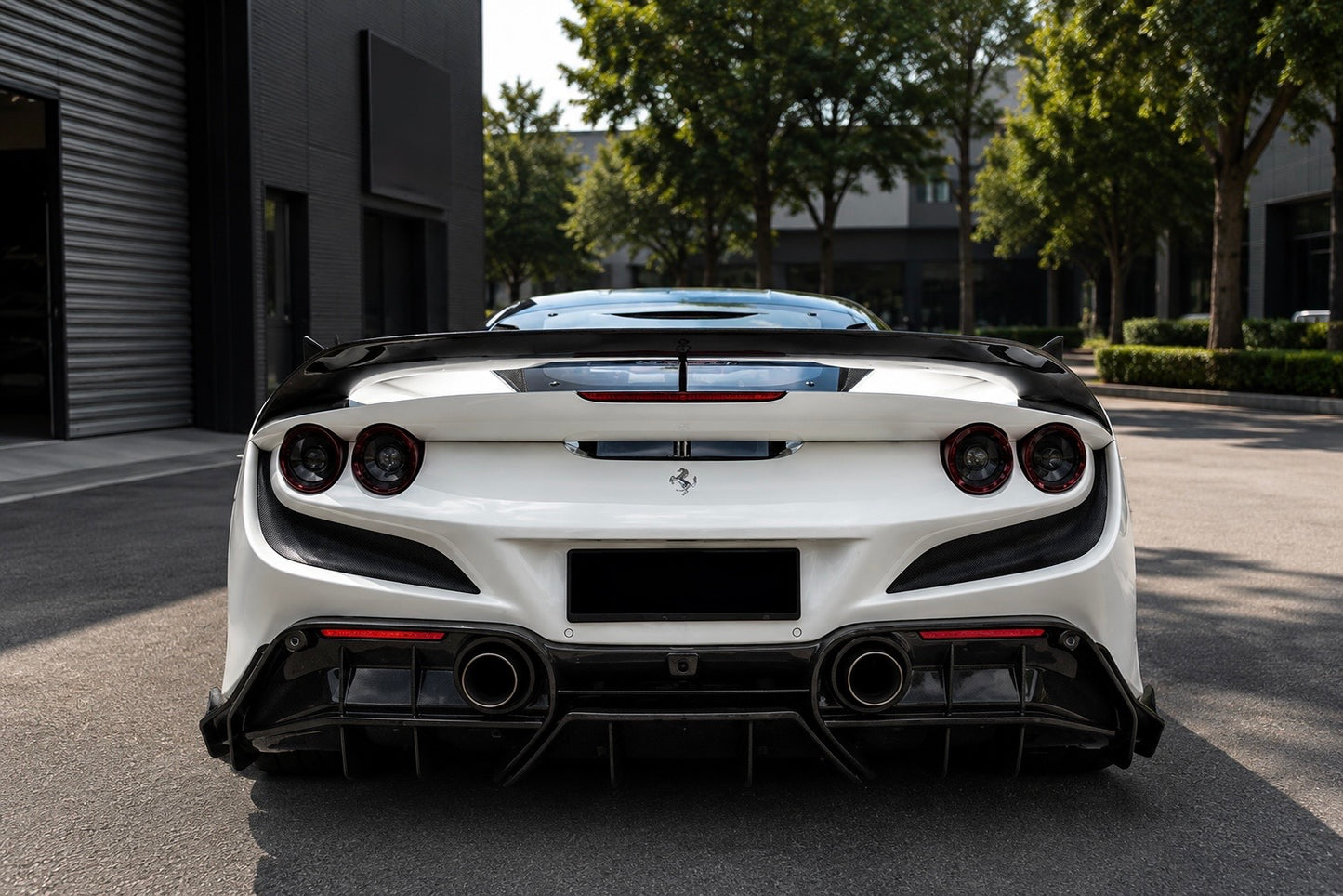 Ferrari F8 Tributo - P.T Carbon Fiber Rear Diffuser