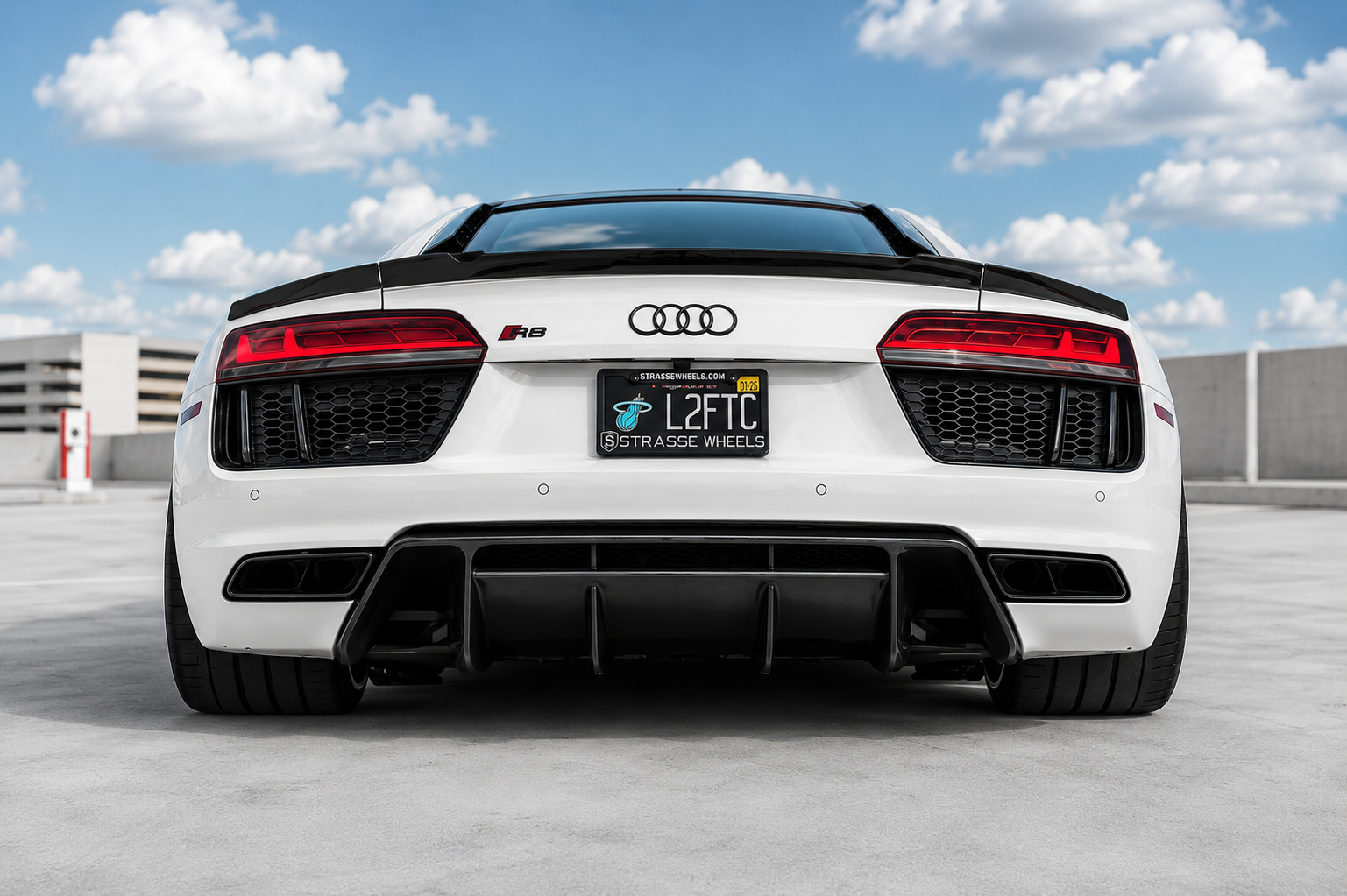 Audi R8 Gen 2 (2016-2019) - Carbon Fiber Trunk Spoiler