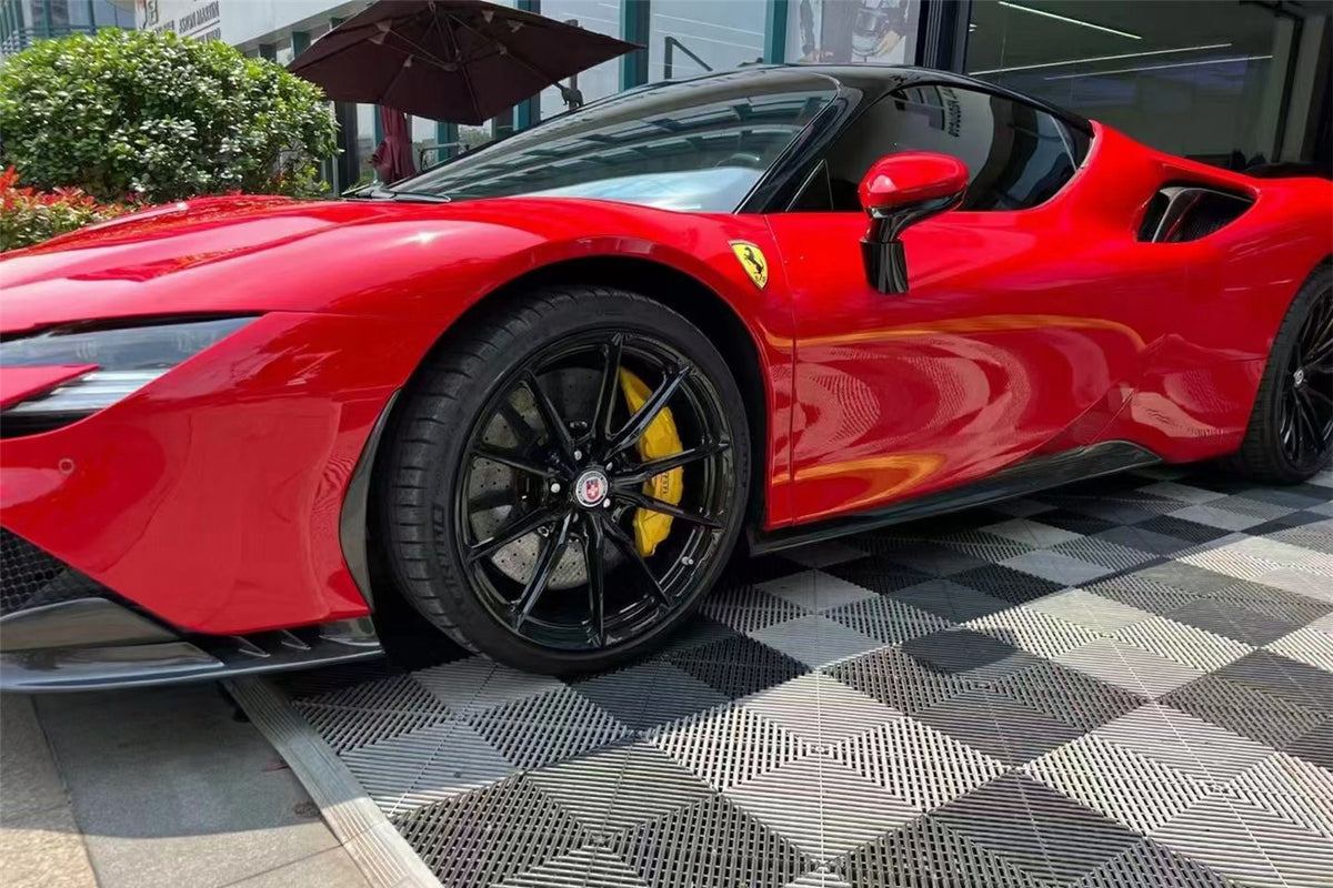 Ferrari SF90 Carbon Fiber Side Skirts