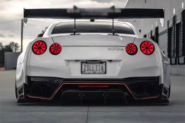 YLC-Style LED Tail Lights for Nissan GT-R R35 (2009–2024) - Exotics Carbon Design