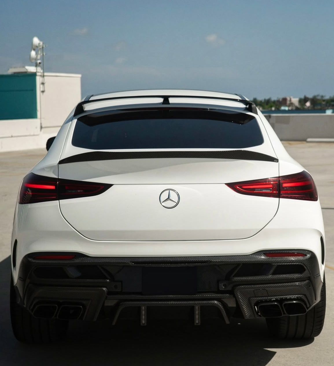 Mercedes-Benz GLE / GLE63 – LD Style Carbon Fiber Roof Spoiler - Exotics Carbon Design