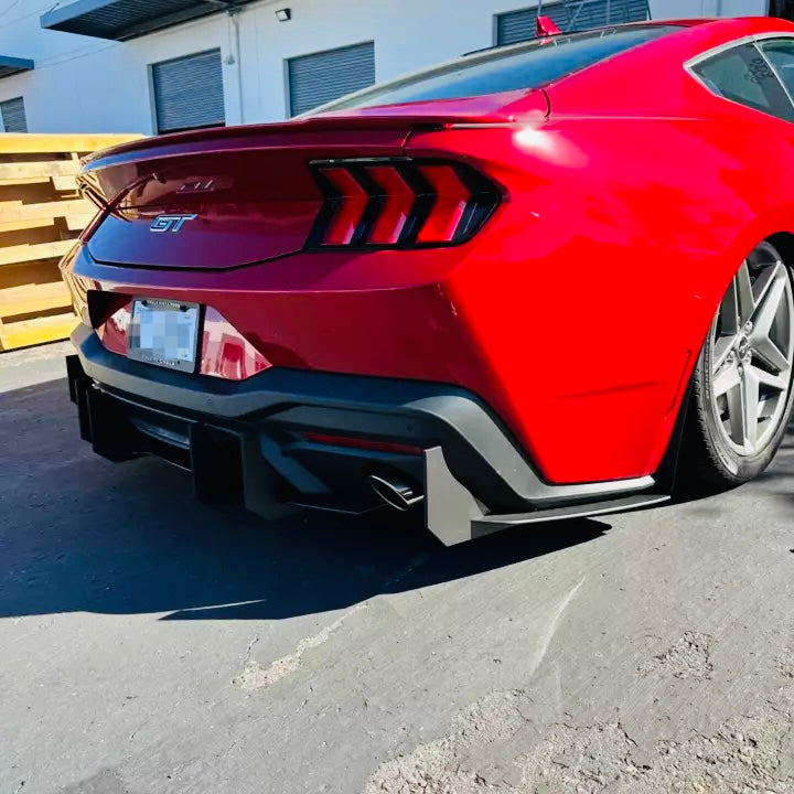 Gloss Black Rear Diffuser – Ford Mustang (2024+) - Exotics Carbon Design