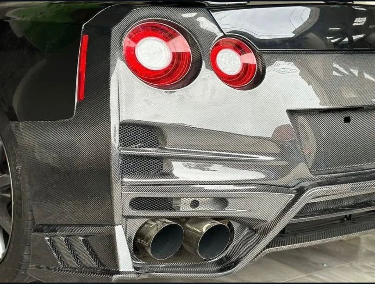 T.S Style Full Carbon Fiber Rear Bumper – Nissan GT-R R35 - Exotics Carbon Design