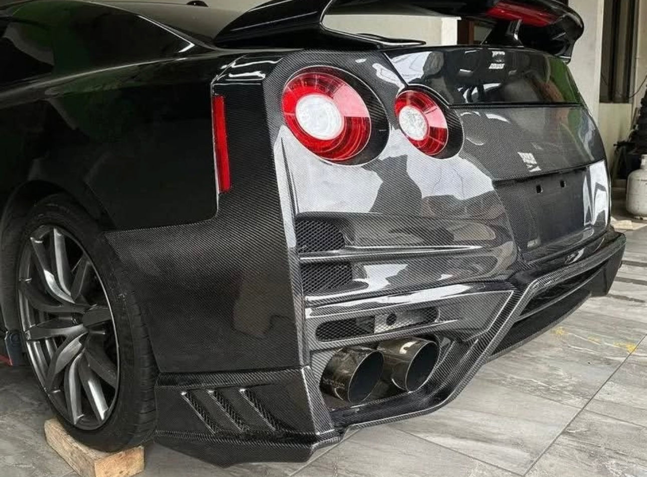 T.S Style Full Carbon Fiber Rear Bumper – Nissan GT-R R35 - Exotics Carbon Design