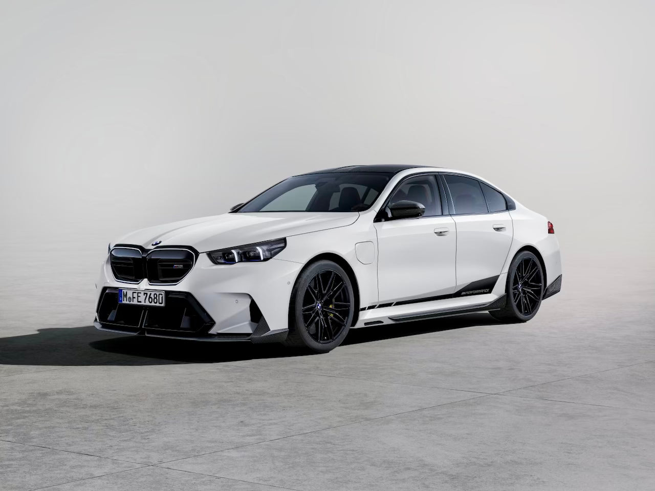 BMW M5 G90 / G99 – SQ Style Complete Carbon Fiber Body Kit (2021+) - Exotics Carbon Design