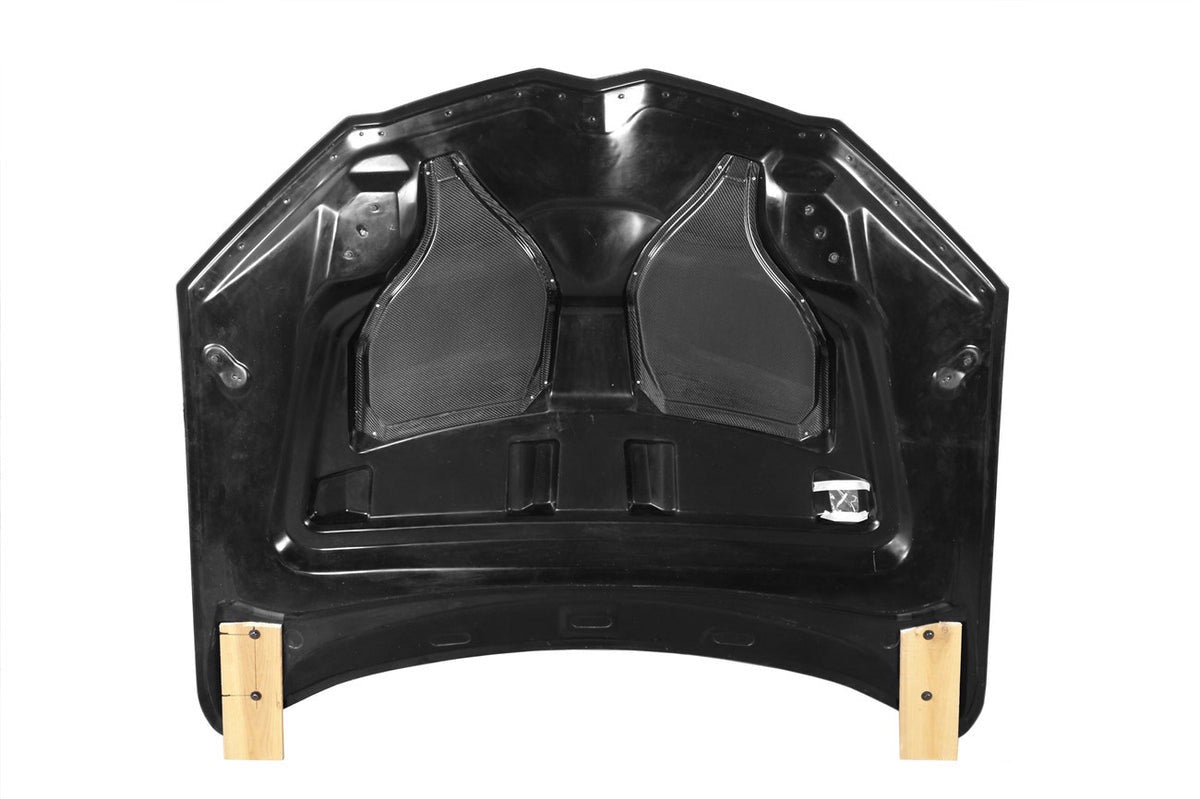 Carbon Fiber Front Hood – Vented Lightweight Aggressive Design – Lamborghini Urus (2018–2022) - Exotics Carbon Design