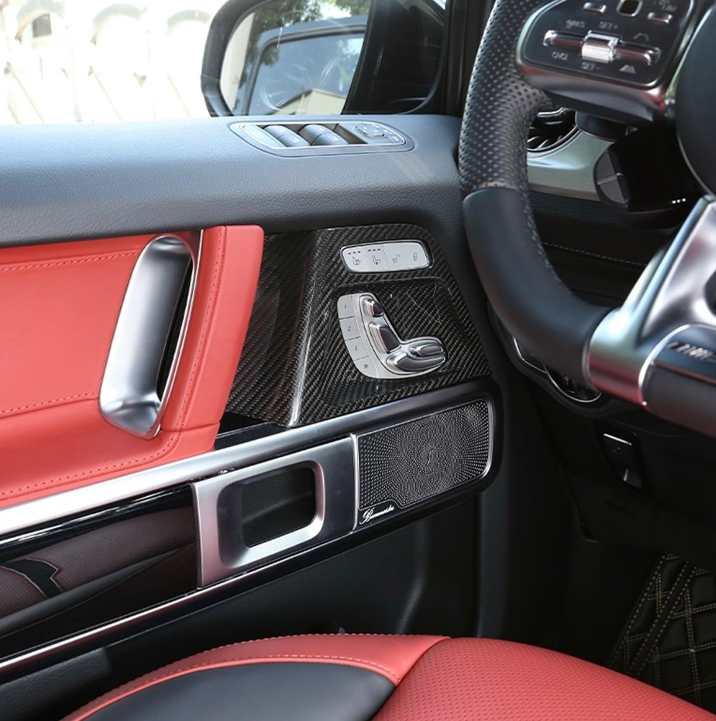 Mercedes-Benz G-Class W464 – Carbon Fiber Car Door Seat Button Panels - Exotics Carbon Design