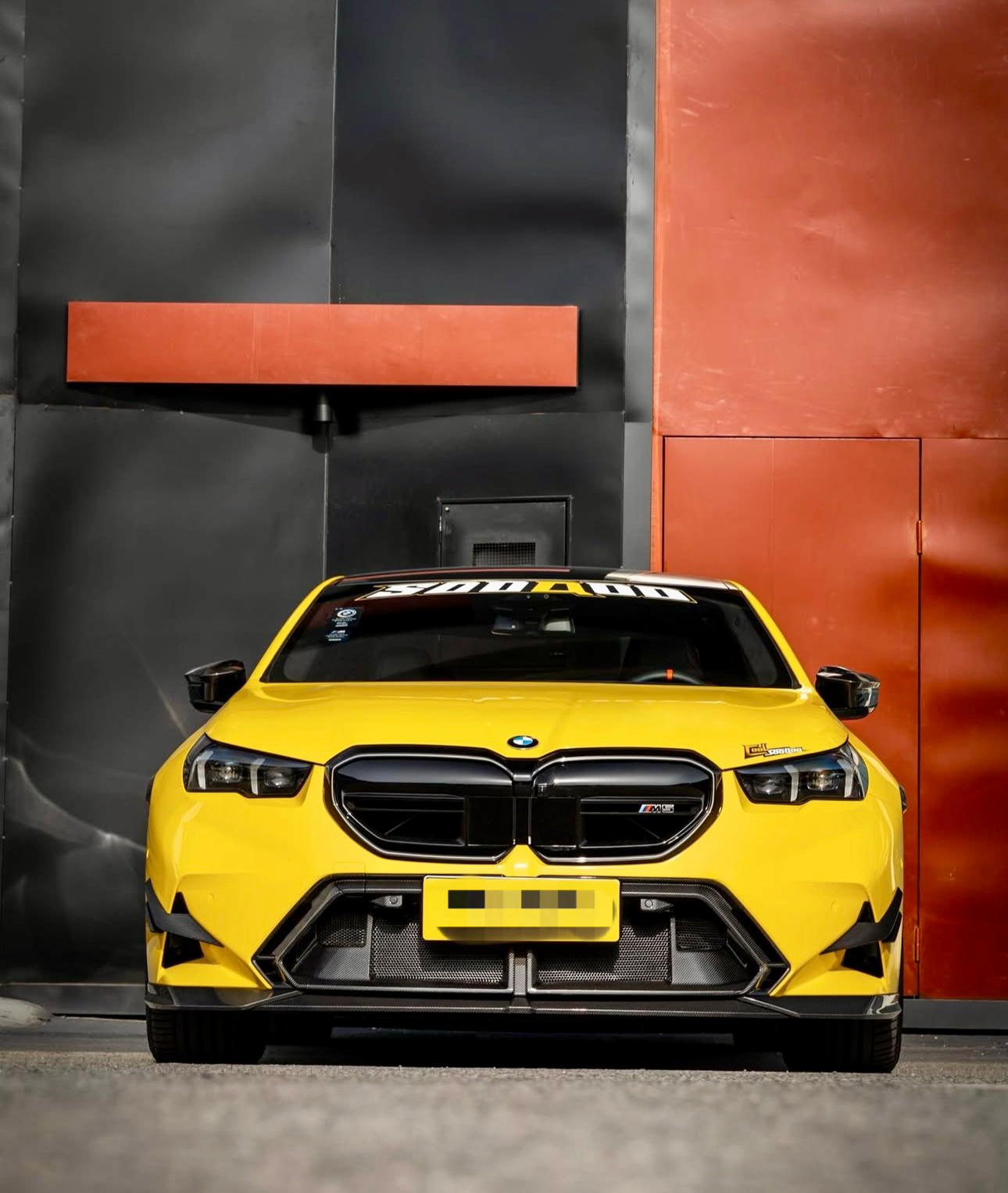 BMW M5 G90/G99 – SQ Style Dry Carbon OEM-Spec Center Bumper Trim - Exotics Carbon Design
