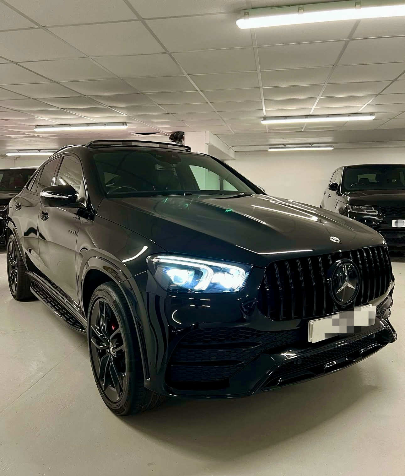 Mercedes-Benz GLE – LD Style Gloss Black Front Grill - Exotics Carbon Design