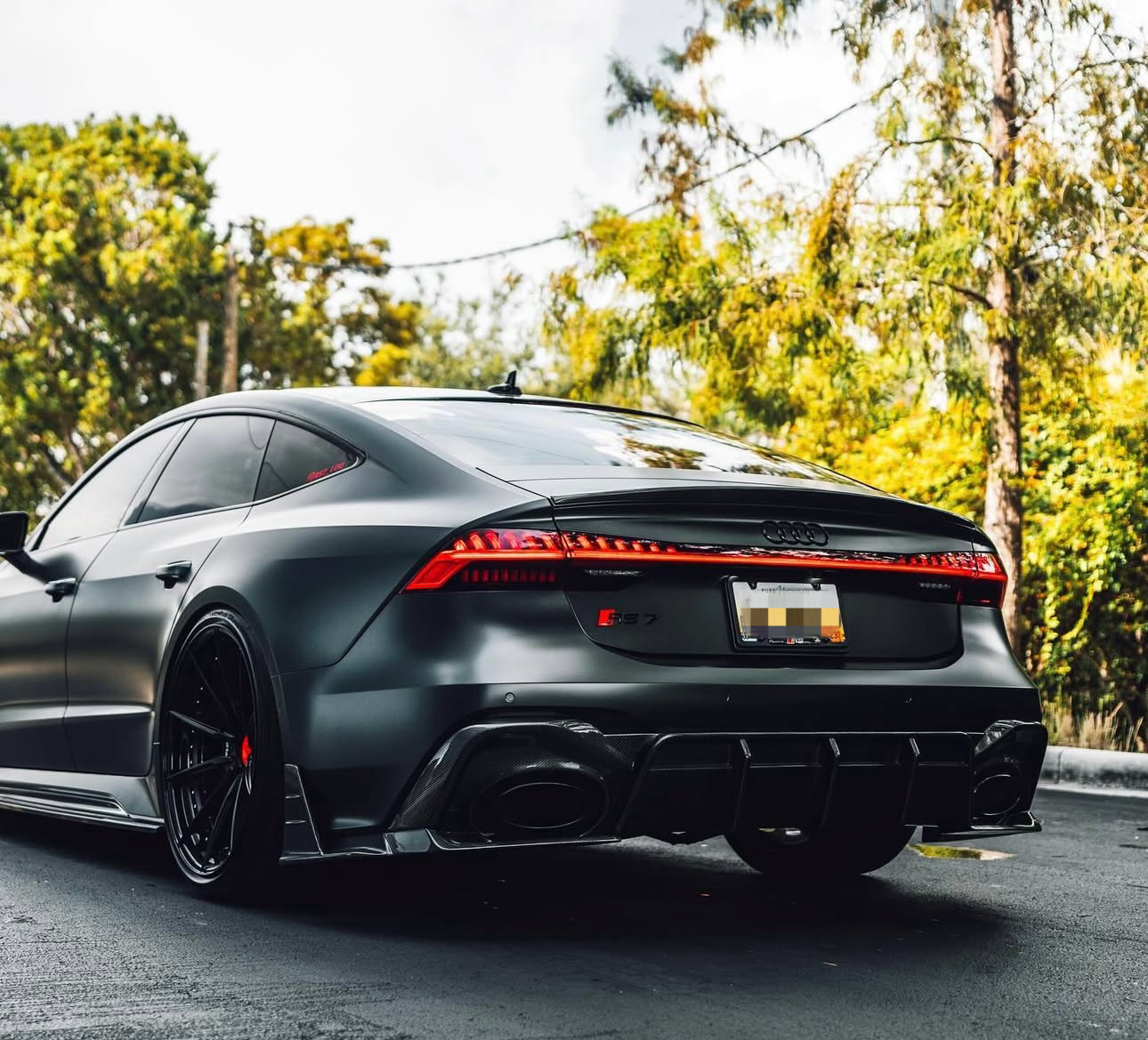 Track-Inspired Carbon Fiber Rear Diffuser - Audi RS6 / RS7 C8 (2019+) - Exotics Carbon Design
