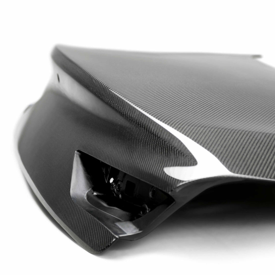 OE Style Carbon Fiber Trunk Lid - Infiniti Q60 (2017–2022) - Exotics Carbon Design