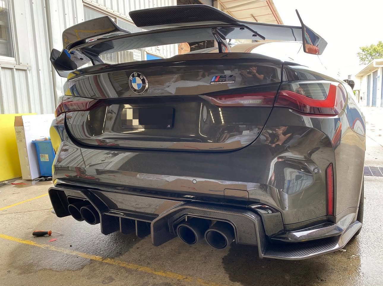 Carbon Fiber Rear Diffuser - BMW M4 G80 (2021+) - Exotics Carbon Design