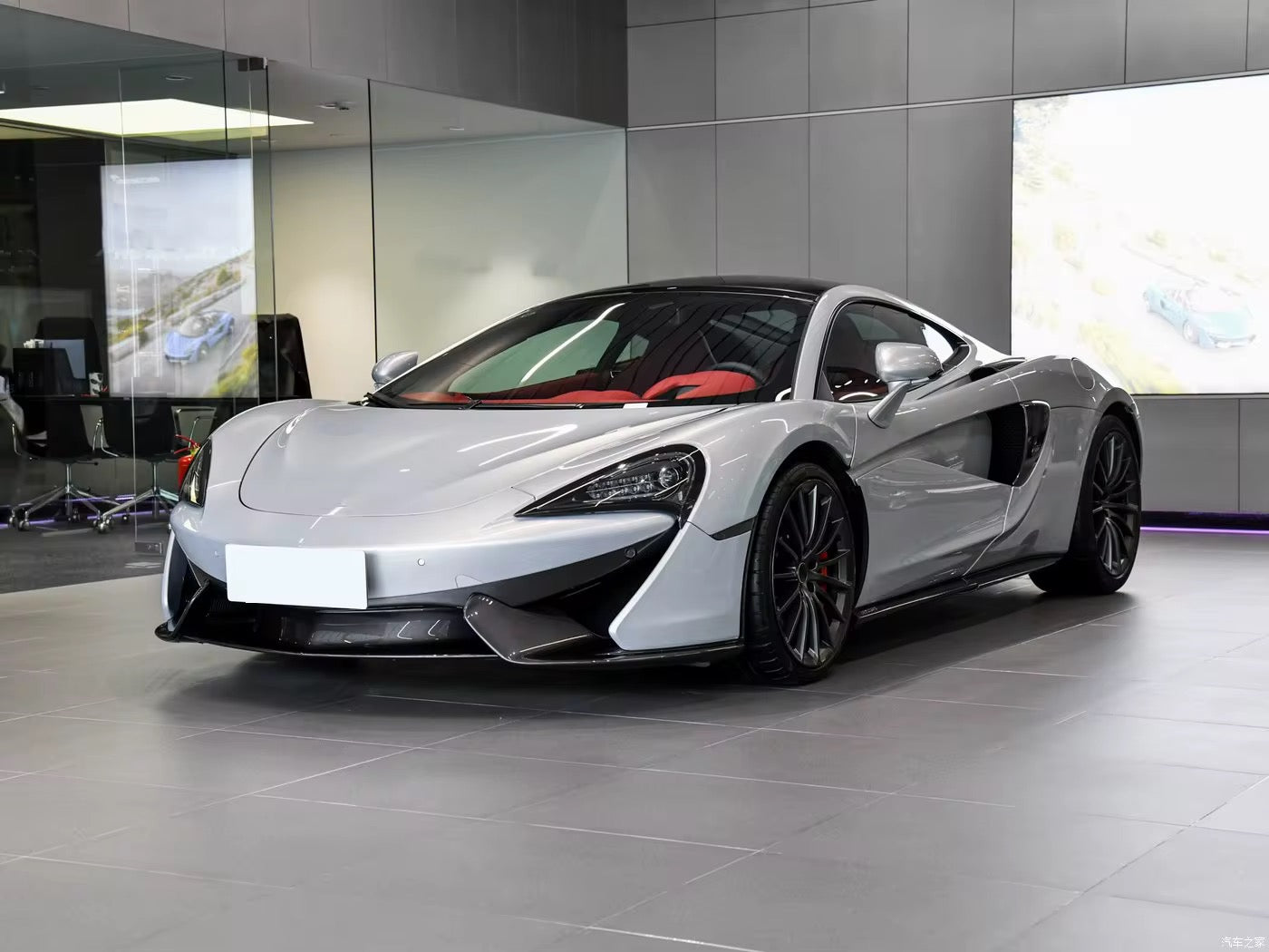 McLaren 570S / 570GT / 540C Exotic Design Carbon Fiber Front Diffuser - Exotics Carbon Design